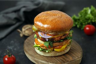 Բուրգեր Դաբլ բիգ մակ հավի մսով 460 գր