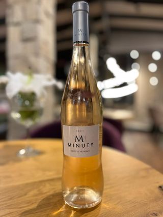 Вино розе MINUTI