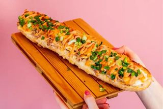 ZAPIEKANKA Z TUŃCZYKIEM 35cm.