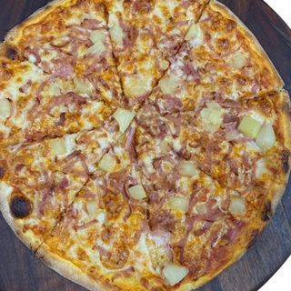 Pizza Hawaiian