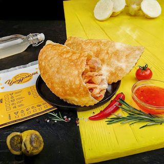 Чебурек с курицей по азиатски (135г)