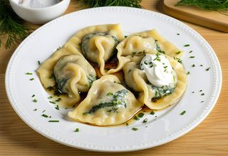 Pierogi ze szpinakiem i fetą