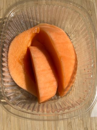 Melone pulito in vaschetta