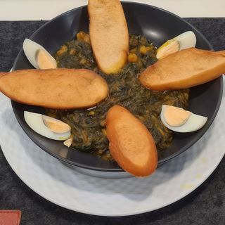 Espinacas Con Garbanzos (1/2 Ración)