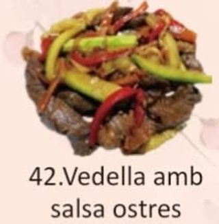 42. Vedella Amb Salsa Ostres