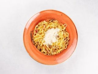 Spaghetti Bucatini alla Carbonara