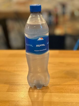 Agua (500 ml.)
