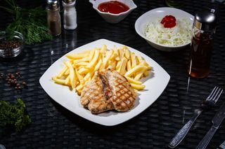 Piept de pui la gratar