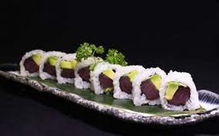 114. Uramaki tuna