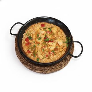 Paella de pollo