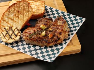 Стейк зі свинячої шиї (120г)