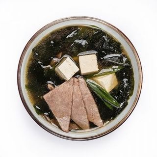 Миёкук