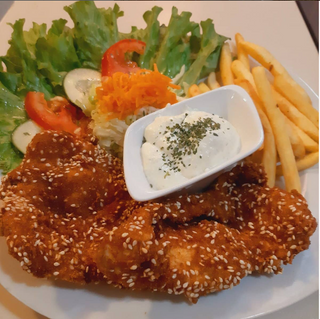 Pohovana piletina mala porcija