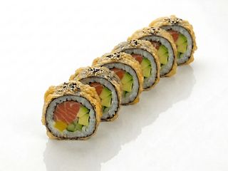 Tempura Futomak z Łososiem 6 szt (240g)