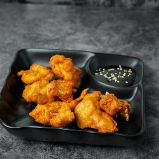 Pollo Crujiente con Salsa Katsu, 6 Piezas