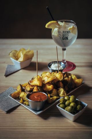 Tapa De Patatas Bravas Del Rincón