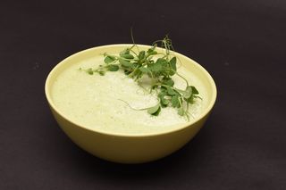 Supă de broccoli cu conopidă