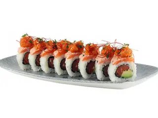 Uramaki potrójny łosoś