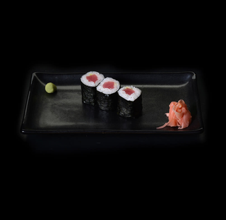 Maguro maki