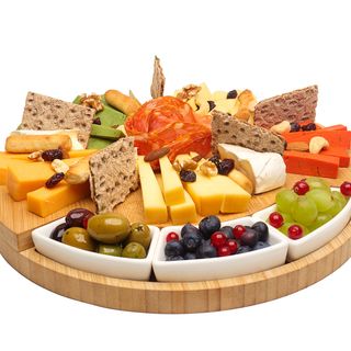 Platou mix de branzeturi cu fructe  pentru 4 pers