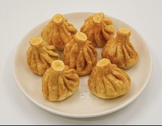 Жареные мини хинкали из говядины