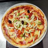 Vlastina pica + kokta 