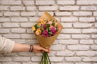 ალსტრომერიის თაიგული 5 ტოტი