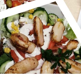 Sałatka z kurczakiem