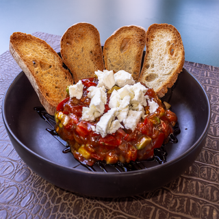 Tartar De Tomate Y Aguacate