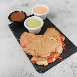 Quesadilla Al Pastor
