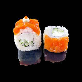 Рол Якудза з лососем (8 шт.)