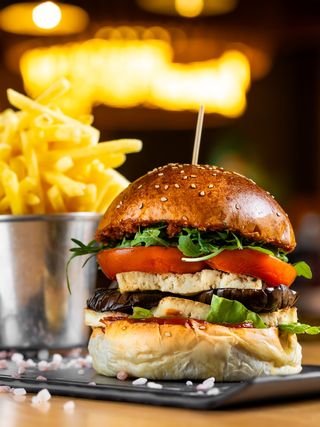 Meniu Halloumi Burger