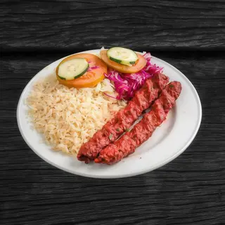 Shish Con Arroz Y Ensalada