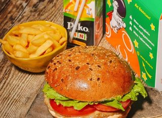 Детский обед с говяжьим бургером