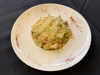 Паста з куркою та кабачком (300г)