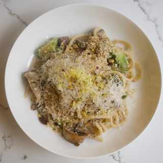 Паста з яловичиною та броколі