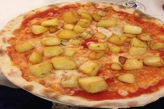 Pizza con patatas (30 cm)