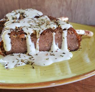 "Costite de miel" vegane cu dressing de caju