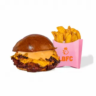 COMBO | Chilli Cheese Beef Burger, Fries Crispers 130g