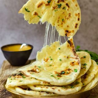 Cheese Garlic Naan