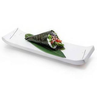 56. Maguro temaki - un pezzo