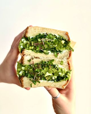 ჰოკაიდო თინუსით Hokkaido Tuna and egg
