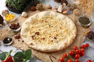 Focaccia cu cașcaval ”Parmigiano” și rozmarin