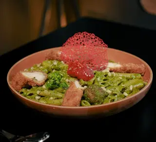 Al Pesto aux poulet panées