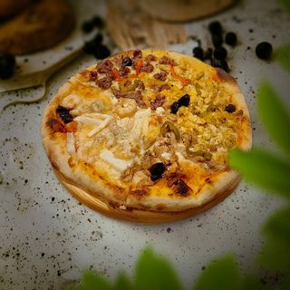 بيتزا صغيرة