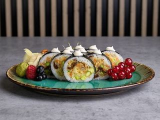 VEGETABLE TEMPURA ROLL 6 szt.