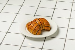 Бантик шоколадный