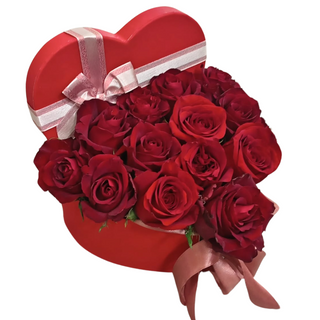 Flower box srce 13 crvenih ruža