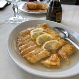 35) Petto di pollo fritto in salsa agrodolce al limone