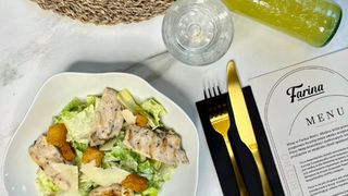 INSALATA CESAR POLLO